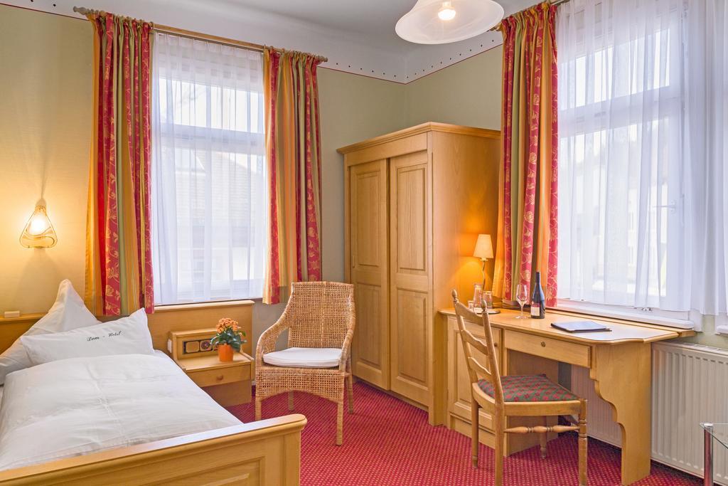 Dom-Hotel St. Blasien Eksteriør billede